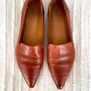 Frye Kenzie Venetian Flat 9M
